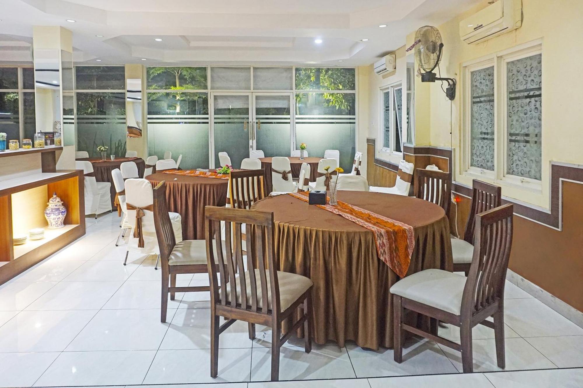 Collection O 91331 Hotel Grand Saota Soppeng Lalabata Esterno foto